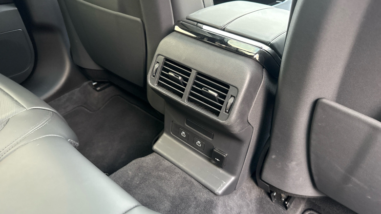 Land Rover Range Rover Velar 2.0 D200 MHEV Dynamic HSE 5dr Auto Diesel Estate